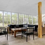4 Bedroom Stunning In Hébergement de vacances *