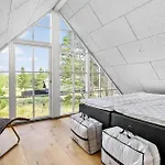 4 Bedroom Stunning In Hébergement de vacances