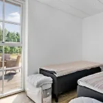 Hébergement de vacances 4 Bedroom Stunning In Blåvand