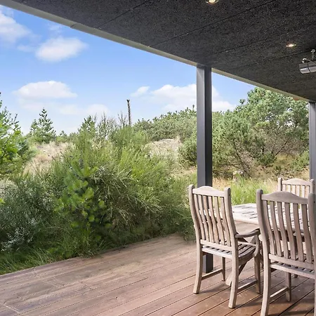 4 Bedroom Stunning In * Blåvand