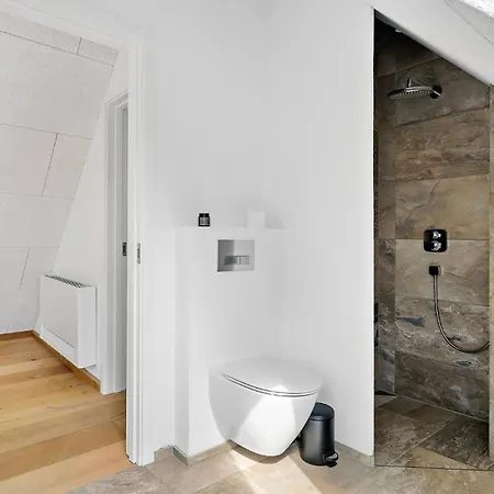 4 Bedroom Stunning In Casa de Férias Blåvand